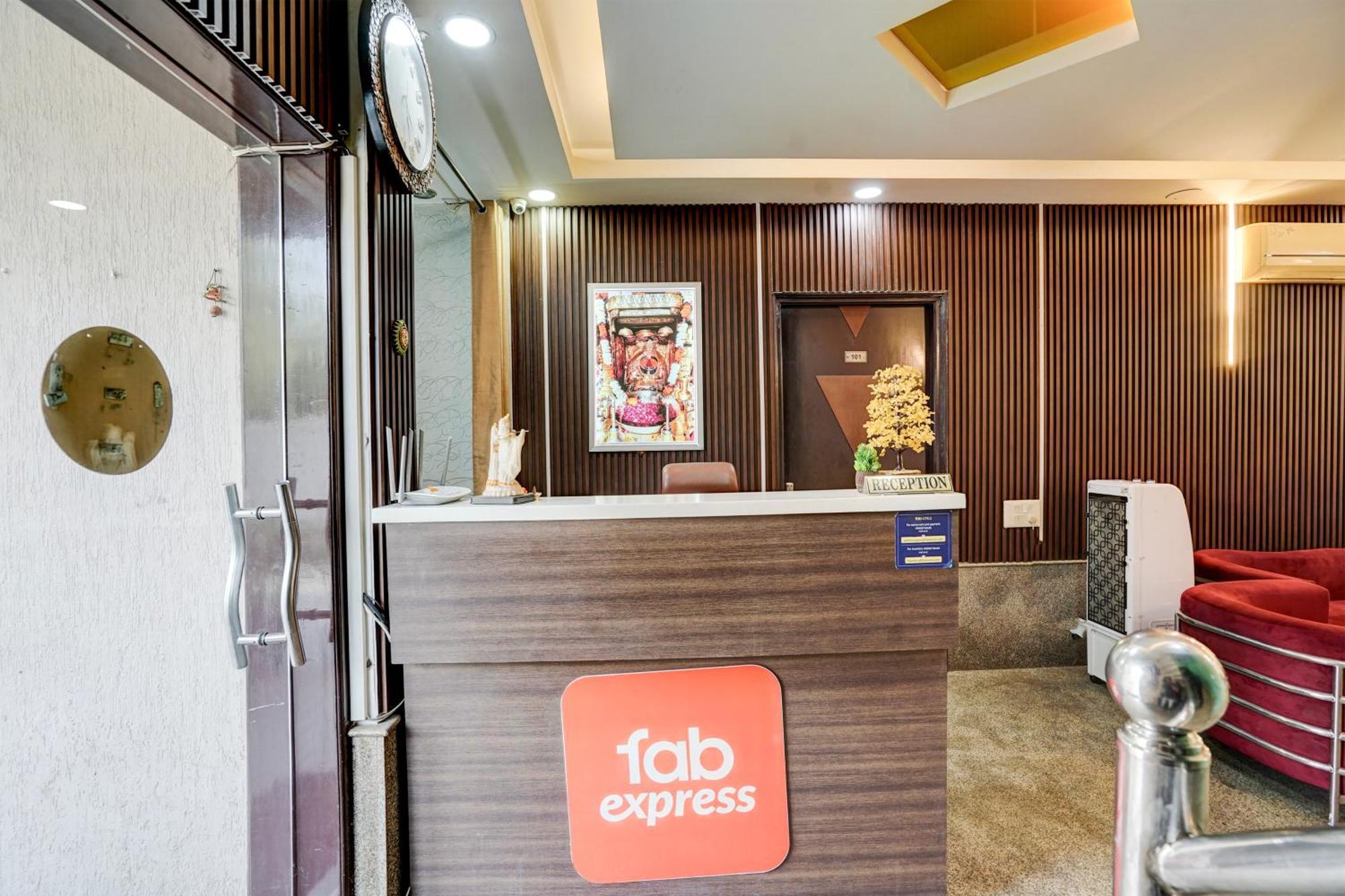 Fabexpress Next Home Gurgaon Exterior foto